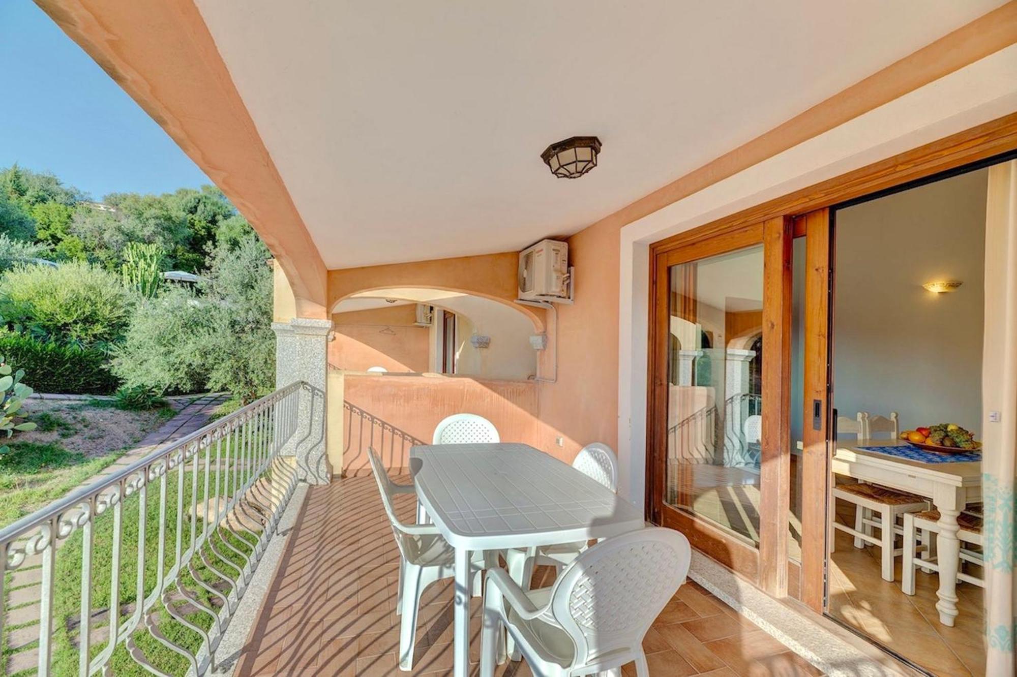 Residence Con Piscina A Badesi, Appartamenti Con Wifi E A.C Zewnętrze zdjęcie